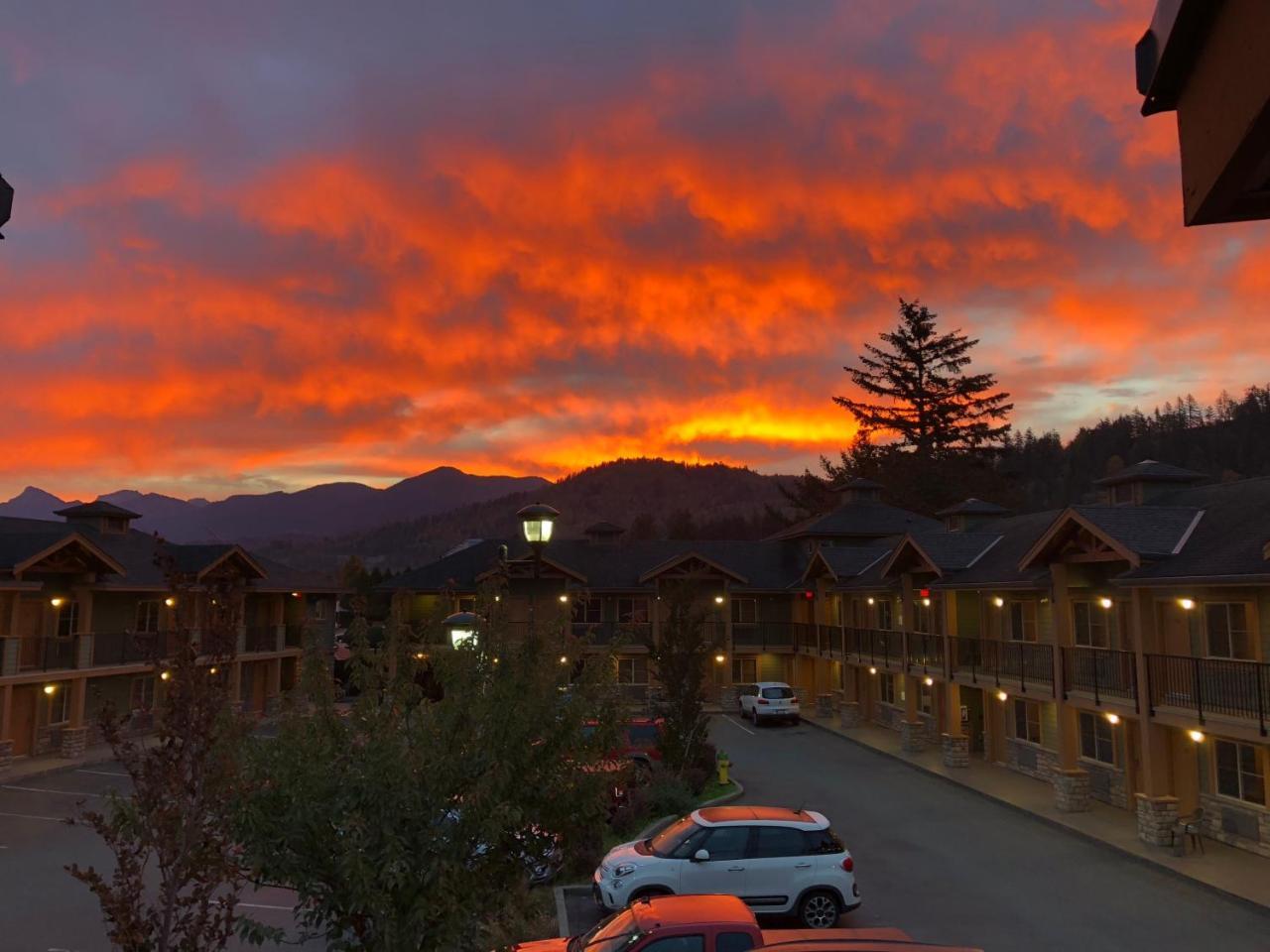 Vedder River Inn Chilliwack Esterno foto